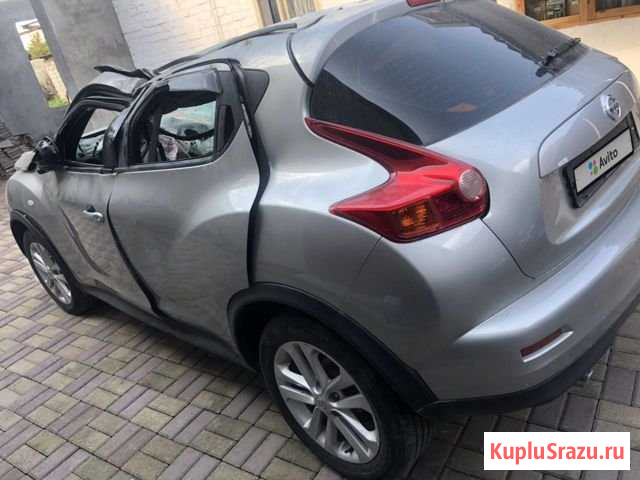 Nissan Juke 1.6 CVT, 2013, битый, 100 000 км Гизель - изображение 1