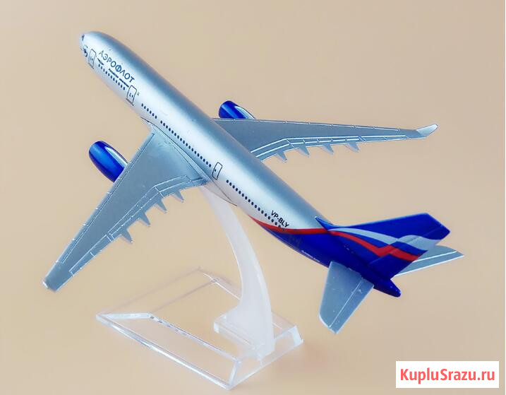 Модель самолёта Аэрофлот Российские Авиалинии Airbus 330 Airways Липецк - изображение 4
