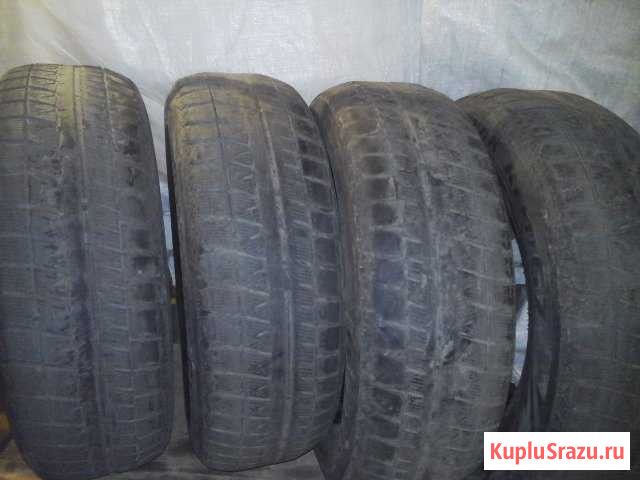 Шины Bridgtstone Blizzak Revo GZ 195/65R15,б/у Курчатов - изображение 1