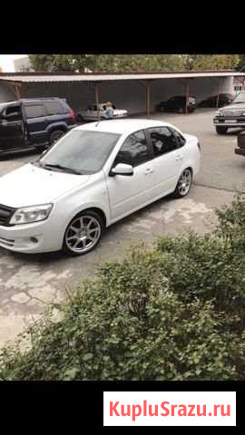 LADA Granta 1.6 МТ, 2013, 143 000 км Владикавказ - изображение 1