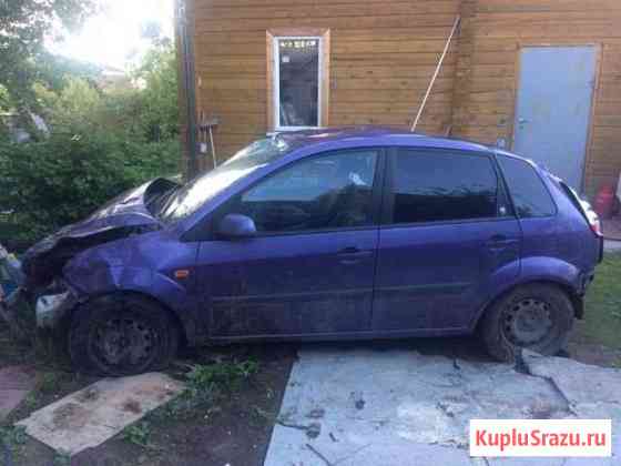 Ford Fiesta 1.4 AMT, 2006, битый, 157 000 км Боровичи