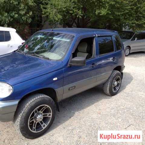 Chevrolet Niva 1.7 МТ, 2006, битый, 180 000 км Геленджик - изображение 1