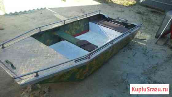 Продаю лодку с мотором Волгоград