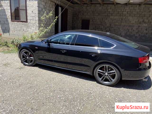 Audi A5 2.0 AMT, 2010, битый, 205 000 км Грозный - изображение 1