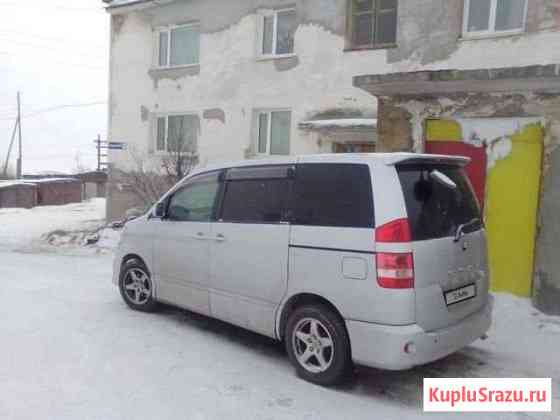 Toyota Noah 2.0 AT, 2002, 250 897 км Магадан