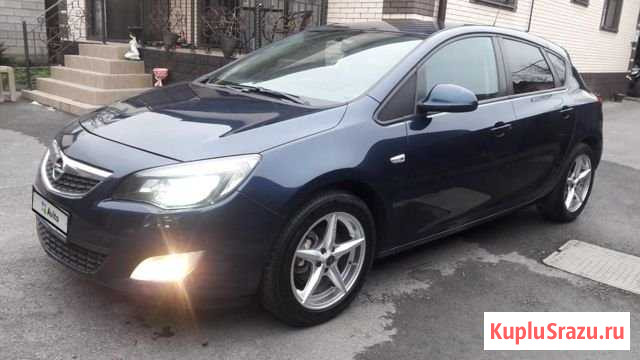 Opel Astra 1.6 МТ, 2012, 140 000 км Минеральные Воды - изображение 1