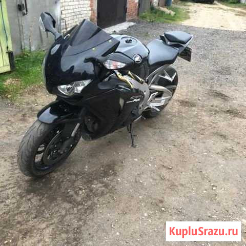 Honda CBR1000RR Щёлково - изображение 1