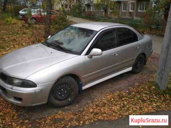 Mitsubishi Carisma 1.8 МТ, 2000, битый, 190 000 км Красногорск