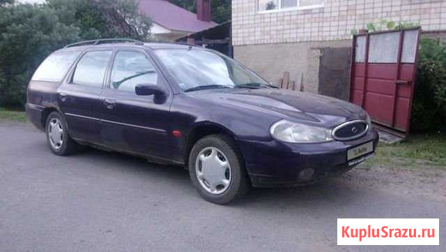 Ford Mondeo 1.8 МТ, 1996, битый, 300 000 км Нарышкино - изображение 1