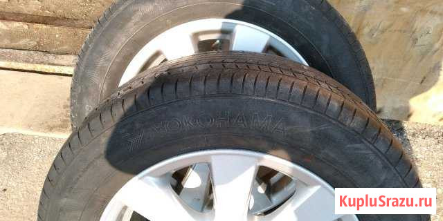 Шина Yokohama 215/60/r16 95v Засечное - изображение 1