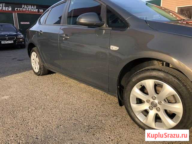 Opel Astra 1.6 AT, 2014, 142 000 км Будённовск - изображение 1