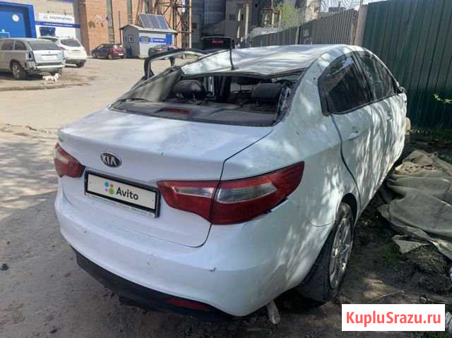 KIA Rio 1.6 МТ, 2013, битый, 150 000 км Северодвинск - изображение 1