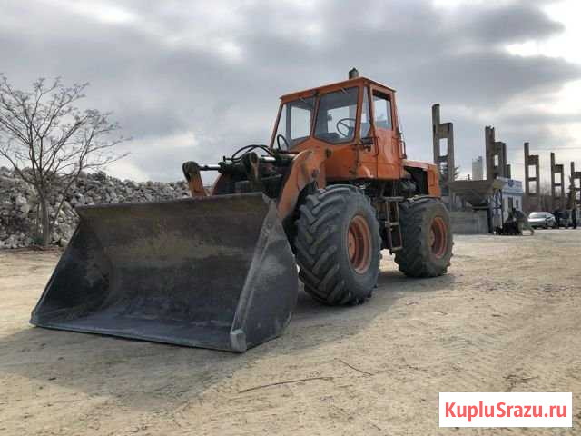 Фронтальный погрузчик хтз Т-156 Севастополь - изображение 1