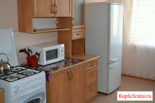 1-комнатная квартира, 44 м², 2/10 эт. в аренду посуточно в Саратове Саратов - изображение 1