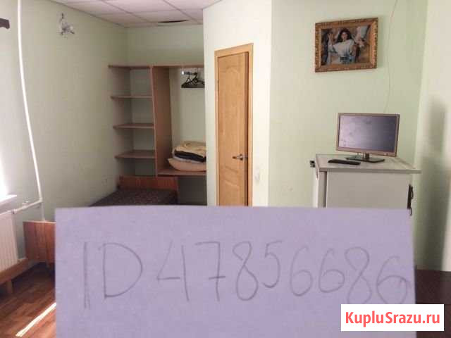 Комната 18 м² в 7-ком. кв., 1/2 эт. в аренду посуточно в Севастополе Севастополь - изображение 1