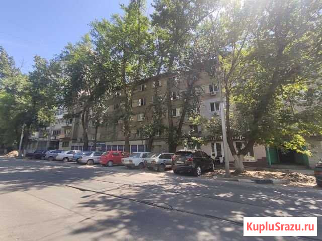 Комната 21.6 м² в 2-ком. кв., 4/5 эт. на продажу в Саратове Саратов - изображение 1