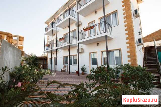 Комната 25 м² в 9-ком. кв., 3/3 эт. в аренду посуточно в Судаке Судак - изображение 1