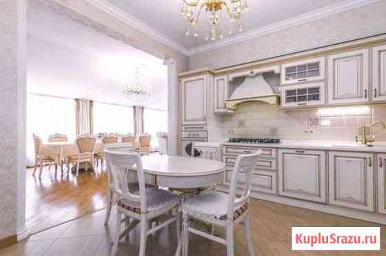 4-комнатная квартира, 180 м², 1/6 эт. на продажу в Краснодаре Краснодар