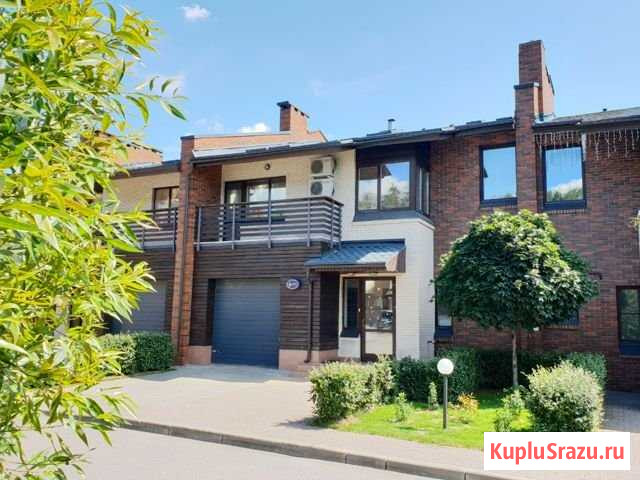 Таунхаус 240 м² на участке 2 сот. на продажу в Красногорске Московской области Красногорск - изображение 1