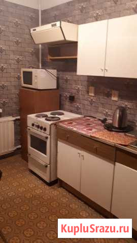 2-комнатная квартира, 54 м², 4/5 эт. в аренду на длительный срок в Киришах Кириши - изображение 1