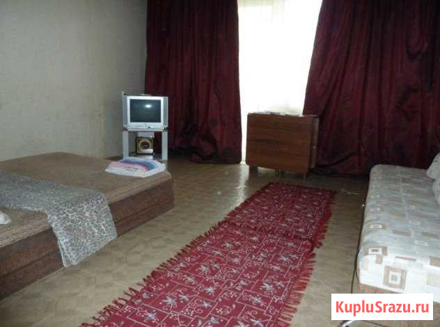 1-комнатная квартира, 42 м², 4/10 эт. в аренду посуточно в Красноярске Красноярск - изображение 1