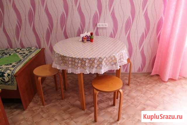 Комната 18 м² в 3-ком. кв., 1/1 эт. в аренду посуточно в Пудоже Пудож - изображение 2