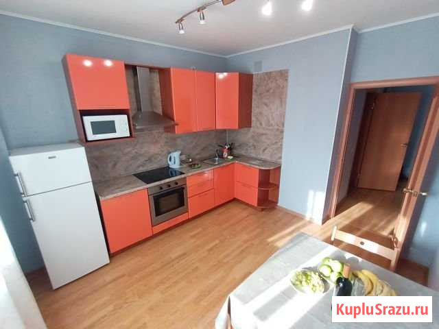 1-комнатная квартира, 45 м², 13/16 эт. в аренду посуточно в Екатеринбурге Екатеринбург - изображение 1