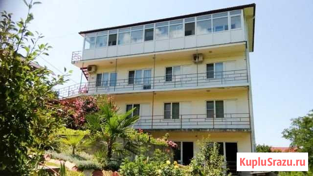 Комната 18 м² в 8-ком. кв., 3/3 эт. в аренду посуточно в Сочи Сочи - изображение 2