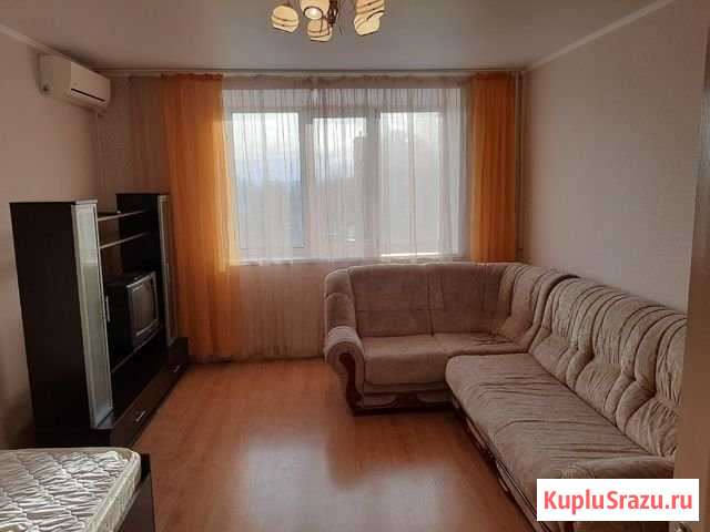 4-комнатная квартира, 80 м², 8/9 эт. в аренду посуточно в Энгельсе Энгельс - изображение 1