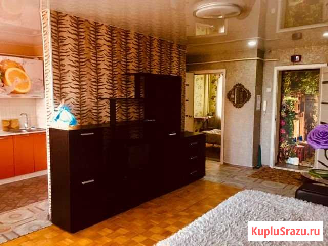 2-комнатная квартира, 52 м², 2/6 эт. в аренду посуточно в Воткинске Воткинск - изображение 1