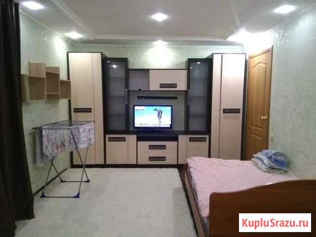 2-комнатная квартира, 49 м², 5/9 эт. в аренду посуточно в Воткинске Воткинск - изображение 1