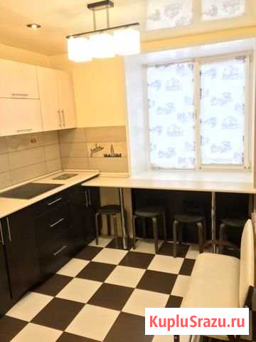 2-комнатная квартира, 49 м², 5/9 эт. в аренду посуточно в Воткинске Воткинск - изображение 2