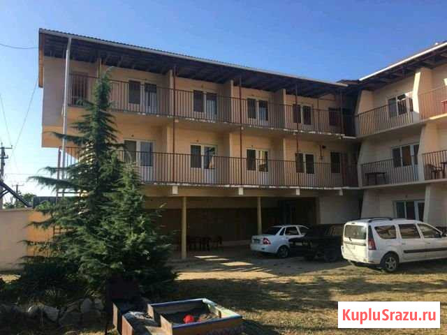 Комната 20 м² в 1-ком. кв., 1/3 эт. в аренду посуточно в Алуште Алушта - изображение 2