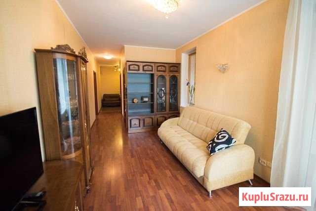 2-комнатная квартира, 70 м², 3/9 эт. в аренду посуточно во Владивостоке Владивосток - изображение 1