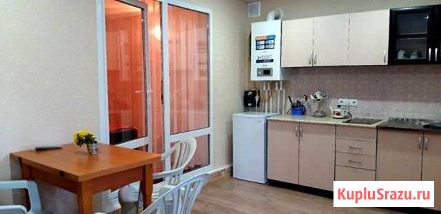 Комната 25 м² в 2-ком. кв., 1/1 эт. в аренду посуточно в Черноморском Республики Крым Черноморское - изображение 3
