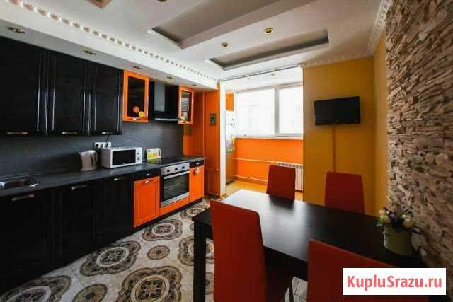 2-комнатная квартира, 65 м², 8/13 эт. в аренду посуточно в Оренбурге Оренбург - изображение 1