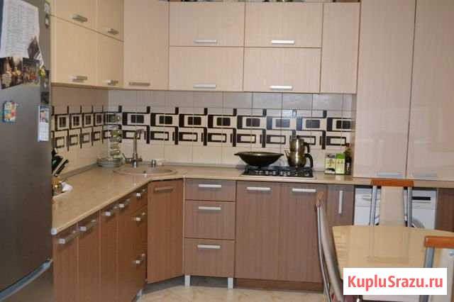 3-комнатная квартира, 60 м², 1/3 эт. на продажу в Майкопе Майкоп - изображение 1