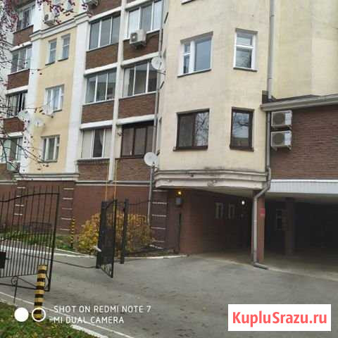 2-комнатная квартира, 70 м², 6/6 эт. в аренду на длительный срок в Смоленске Смоленск - изображение 1