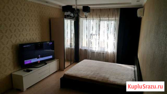 1-комнатная квартира, 42 м², 14/14 эт. в аренду посуточно в Новороссийске Новороссийск - изображение 1