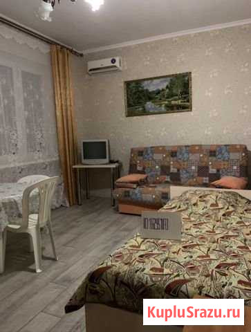 Комната 24 м² в 8-ком. кв., 2/3 эт. в аренду посуточно в Геленджике Геленджик - изображение 1