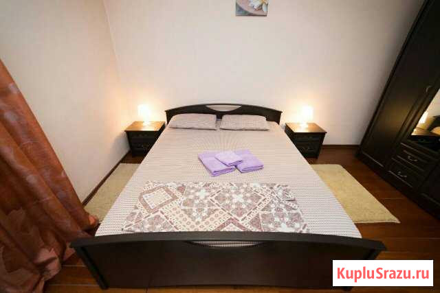 2-комнатная квартира, 65 м², 2/4 эт. в аренду посуточно в Челябинске Челябинск - изображение 1