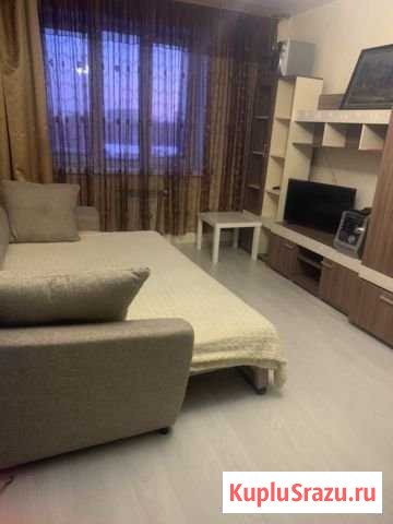 1-комнатная квартира, 55 м², 3/5 эт. в аренду посуточно в Лангепасе Лангепас - изображение 1