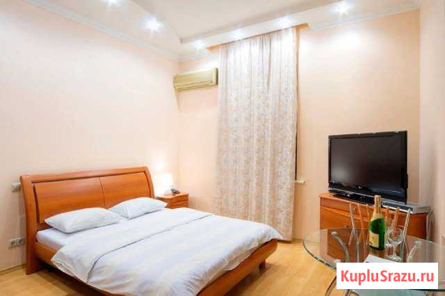 3-комнатная квартира, 90 м², 8/10 эт. в аренду посуточно в Тюмени Тюмень - изображение 1