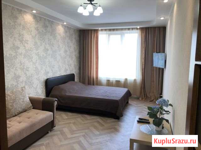 1-комнатная квартира, 45 м², 5/13 эт. в аренду посуточно в Новосибирске Новосибирск - изображение 1