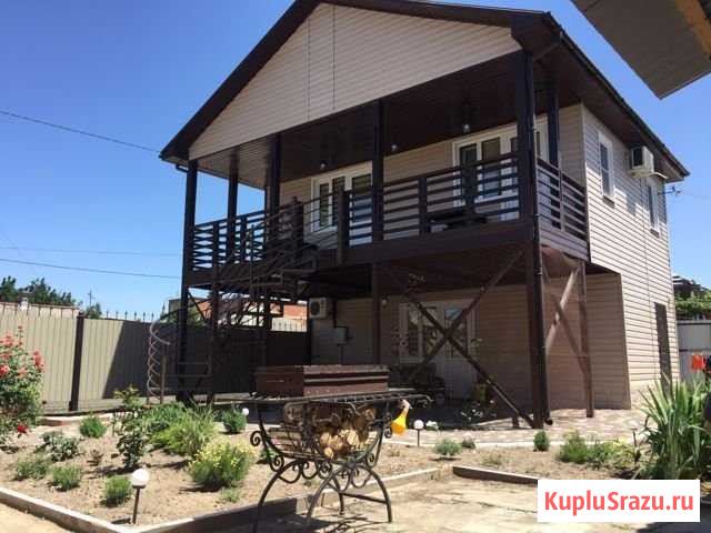 Комната 25 м² в 1-ком. кв., 1/2 эт. в аренду посуточно в Ейске Ейск - изображение 1