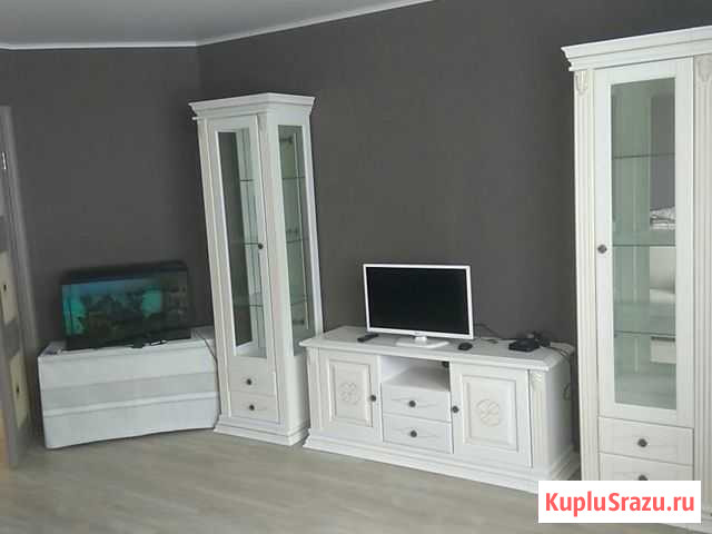 2-комнатная квартира, 65 м², 4/9 эт. в аренду посуточно в Смоленске Смоленск - изображение 1