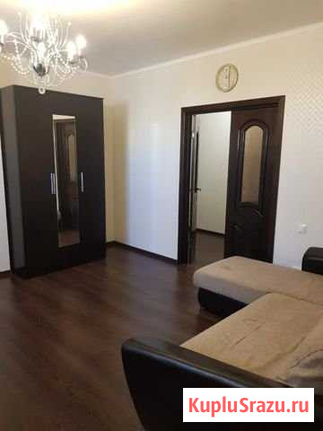 1-комнатная квартира, 50 м², 6/9 эт. в аренду посуточно в Астрахани Астрахань - изображение 2