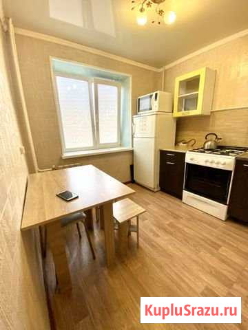 2-комнатная квартира, 50 м², 3/5 эт. в аренду посуточно в Златоусте Златоуст - изображение 2