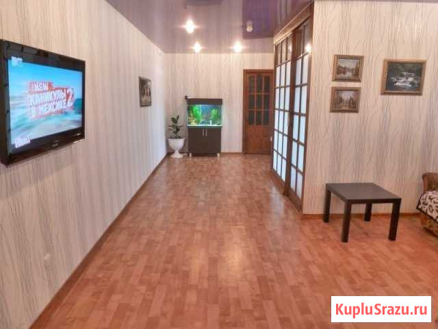 3-комнатная квартира, 90 м², 2/9 эт. в аренду посуточно в Златоусте Златоуст - изображение 1