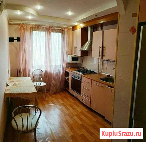 3-комнатная квартира, 70 м², 6/9 эт. в аренду на длительный срок в Симферополе Симферополь - изображение 1